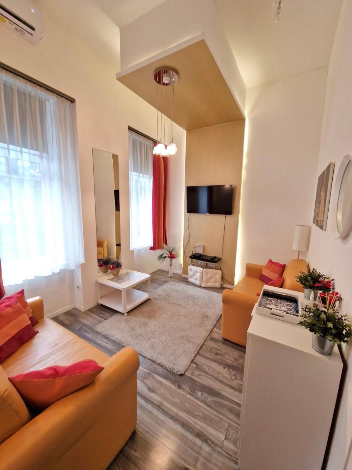 Elizabeth Apartment In The Heart Of Budapest Bagian luar foto